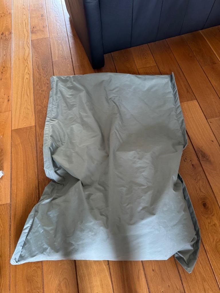 Leuke zitzak, Ophalen, Zo goed als nieuw, Zitzak