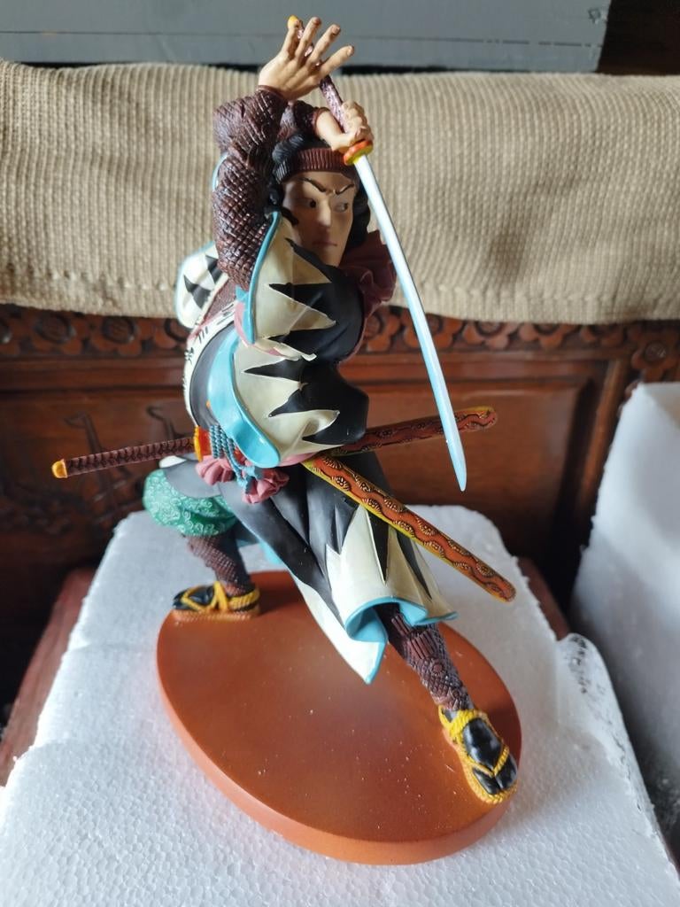 Samurai beeldje met zwaard nieuw, Verzamelen, Beelden en Beeldjes, Ophalen of Verzenden, Nieuw, Mens