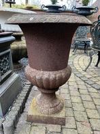 Gietijzeren tuinvaas - pot, Ophalen, Gebruikt