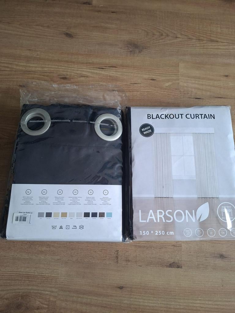 Larson Verduisterend Gordijn Zwart 150x250 cm, 100 tot 150 cm, 200 cm of meer, Zwart, Nieuw