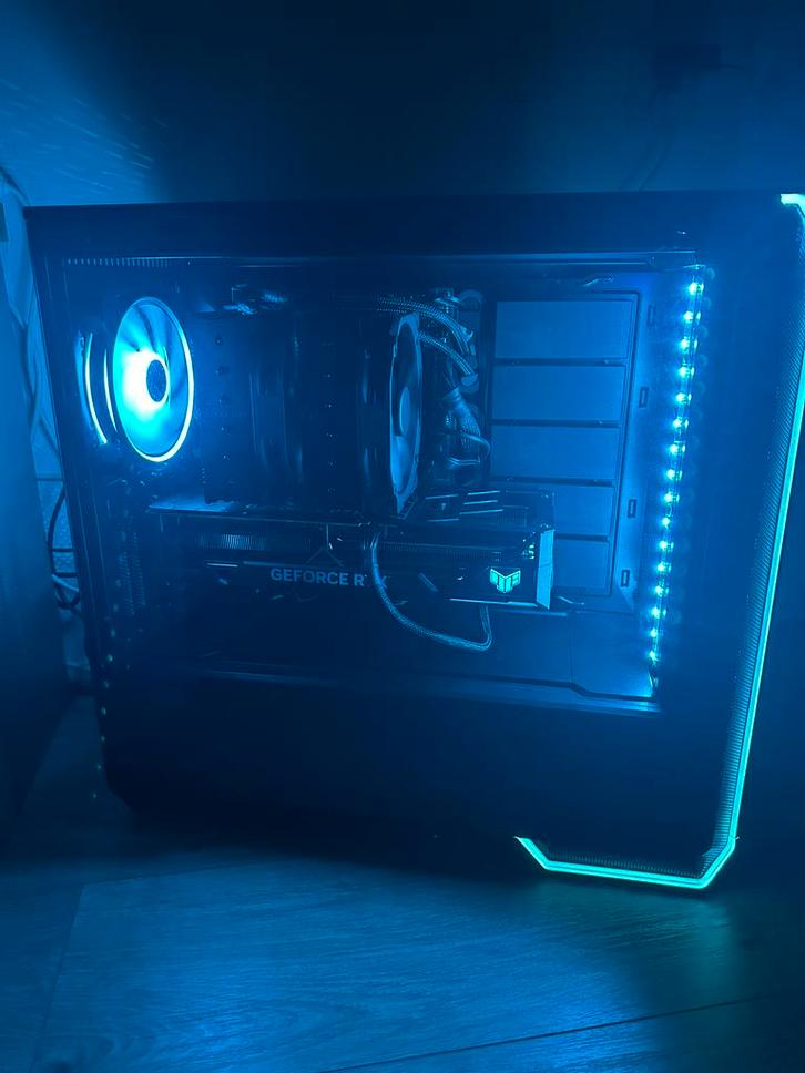 Krachtige PC met RTX 4090 en Ryzen 9 7900X3D, Computers en Software, Desktop Pc's, Zo goed als nieuw, 4 Ghz of meer, SSD, 32 GB