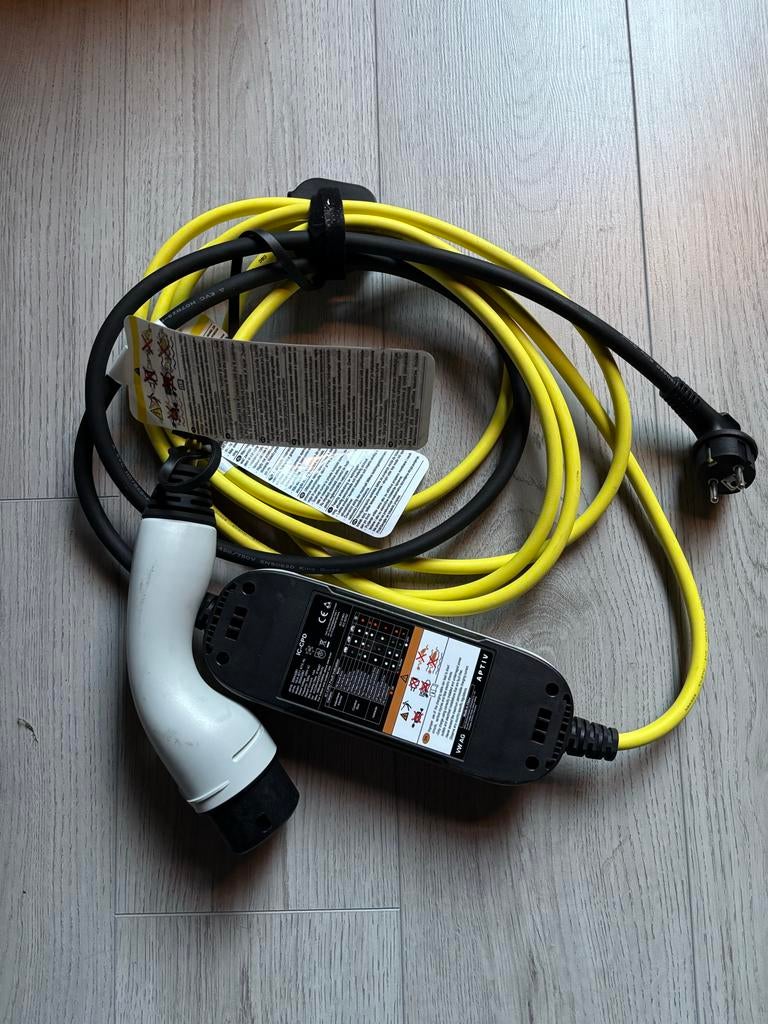 Laadkabel 220V voor Elektrische Auto - Type 2, Ophalen of Verzenden, Gebruikt, Universele onderdelen