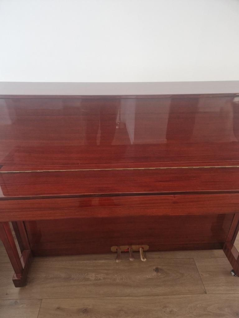 Piano Eikenhout, Muziek en Instrumenten, Piano's, Ophalen of Verzenden, Zo goed als nieuw