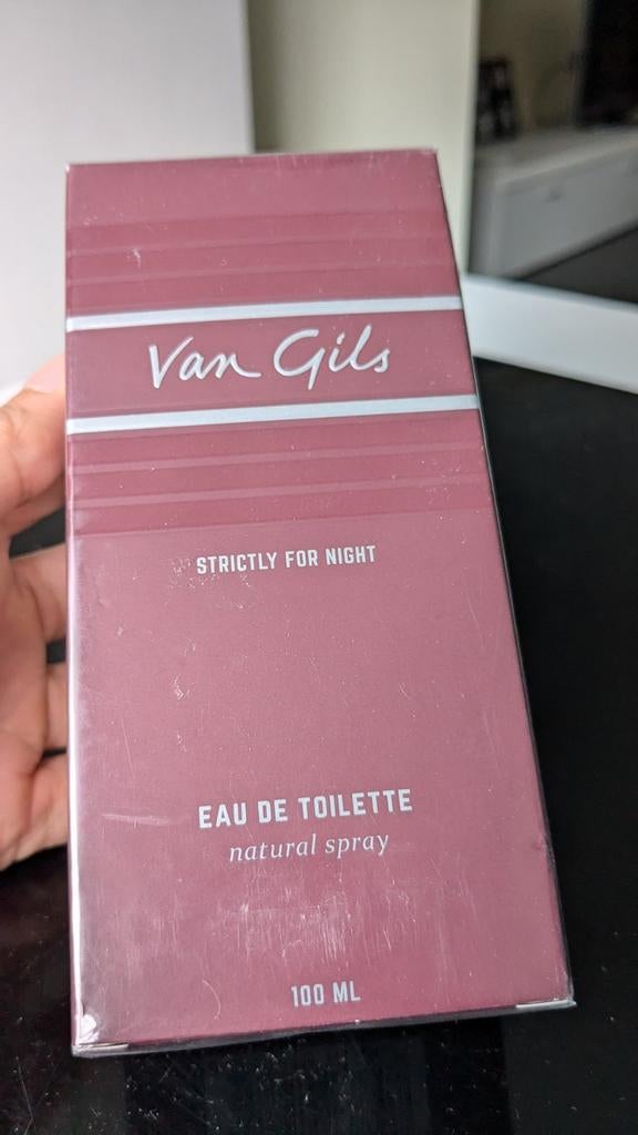 Van Gils Parfum 100ml 2 stuks
Prijs per stuk €15.-
Samen €25, Ophalen of Verzenden, Nieuw