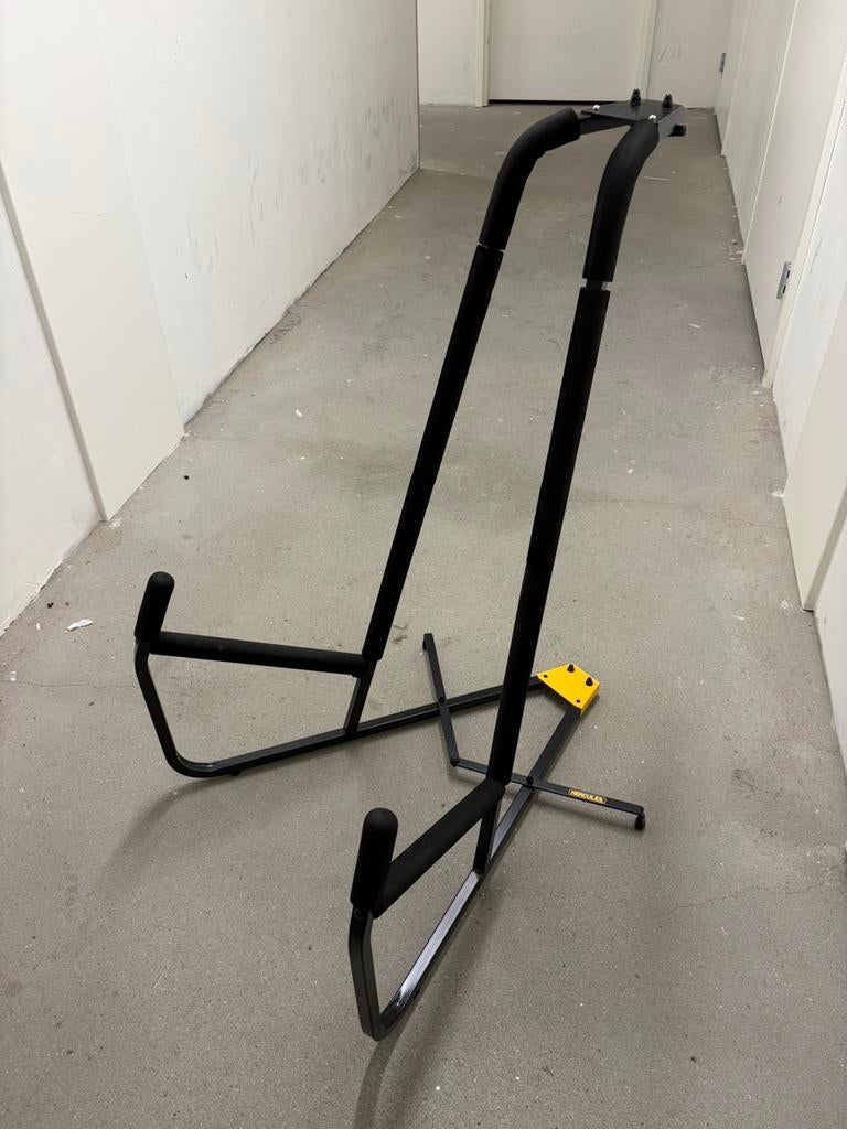 Contrabas standaard, Muziek en Instrumenten, Ophalen of Verzenden, Zo goed als nieuw, Instrumentstandaard, Contrabas