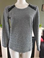 Sandwich mooie zwart witte trui mt M 38 40, Maat 38/40 (M), Verzenden, Zwart, Zo goed als nieuw