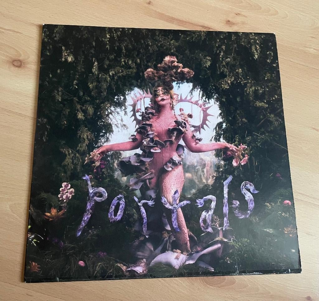 Melanie Martinez - Portals Lp bloodshot colored., Ophalen of Verzenden, Zo goed als nieuw, 12 inch