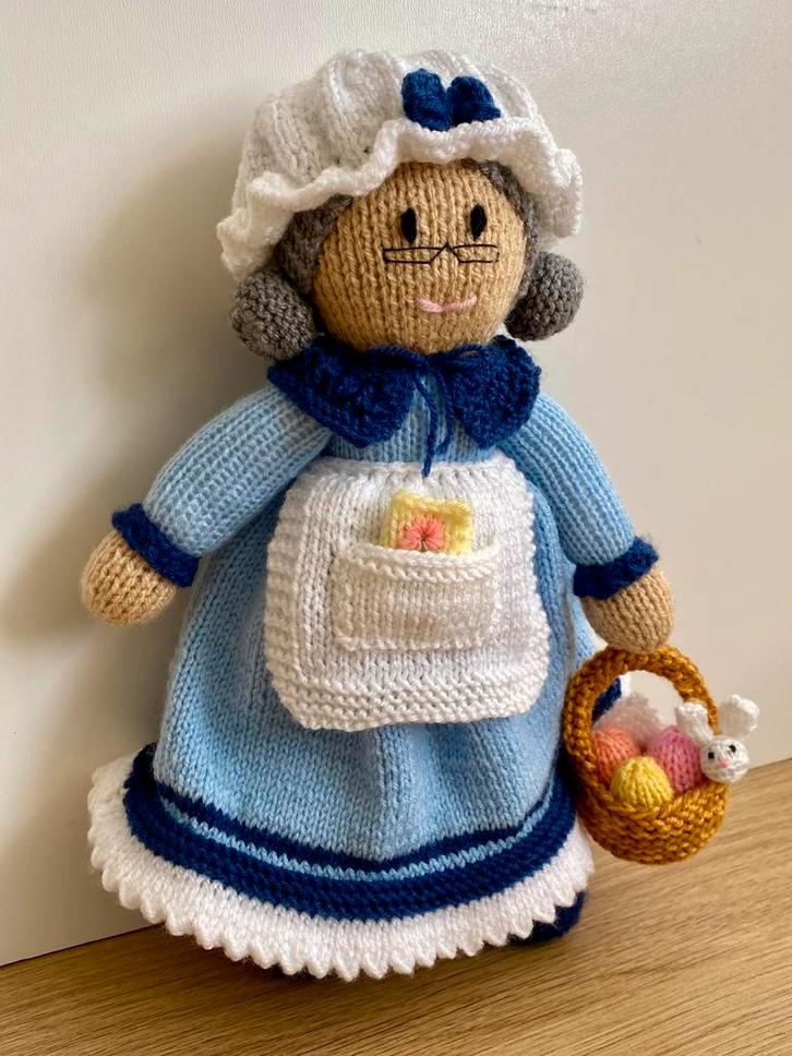 Handgemaakte gebreide paaspop, Diversen, Pasen, Nieuw, Ophalen of Verzenden