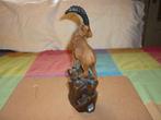 Antiek handgesneden houten beeldje van een steenbok, Antiek en Kunst, Kunst | Beelden en Houtsnijwerken, Ophalen of Verzenden