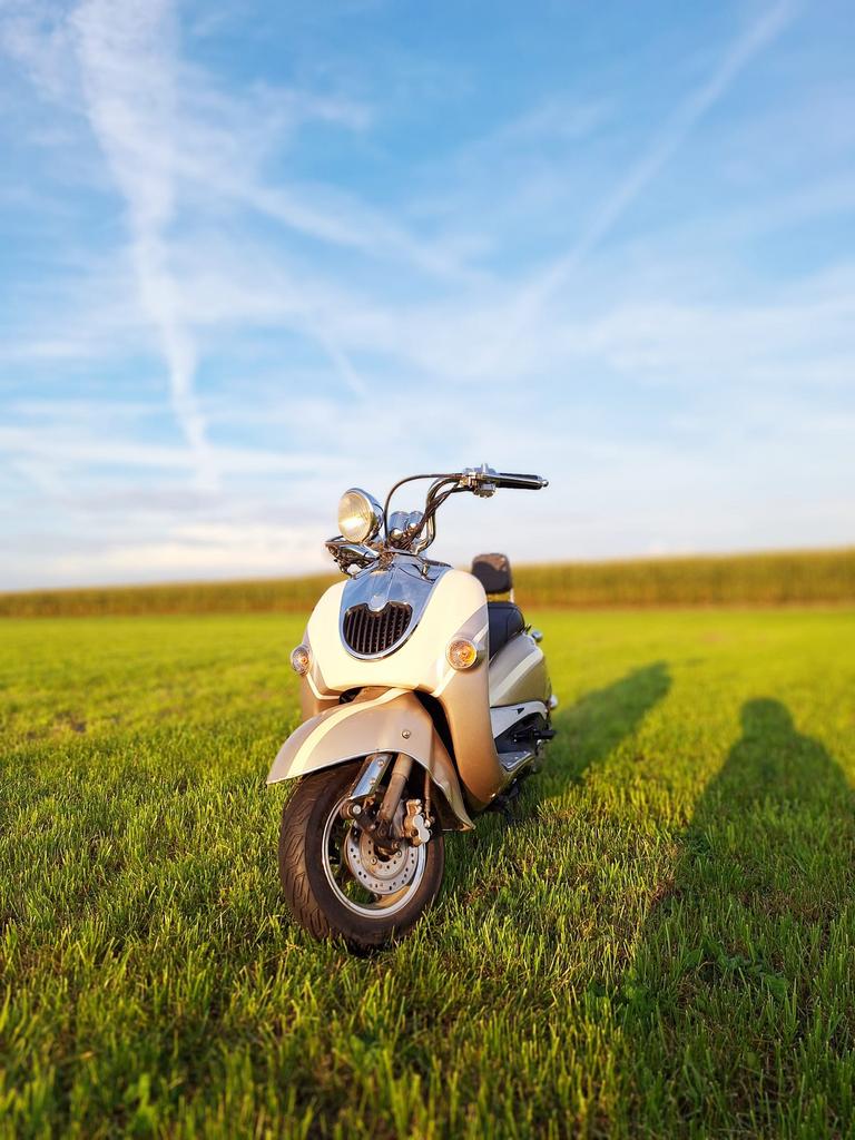 Retro scooter 50cc, Fietsen en Brommers, Scooters | SYM, Zo goed als nieuw, Overige modellen, Benzine, Ophalen