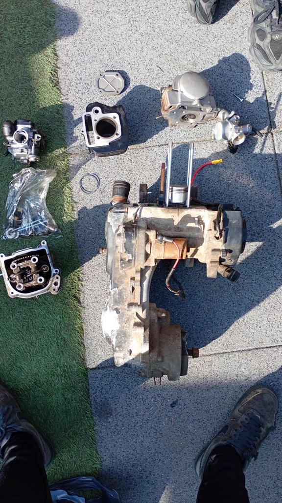 125cc 4takt scooter blok met losse onderdelen, Ophalen, Blok