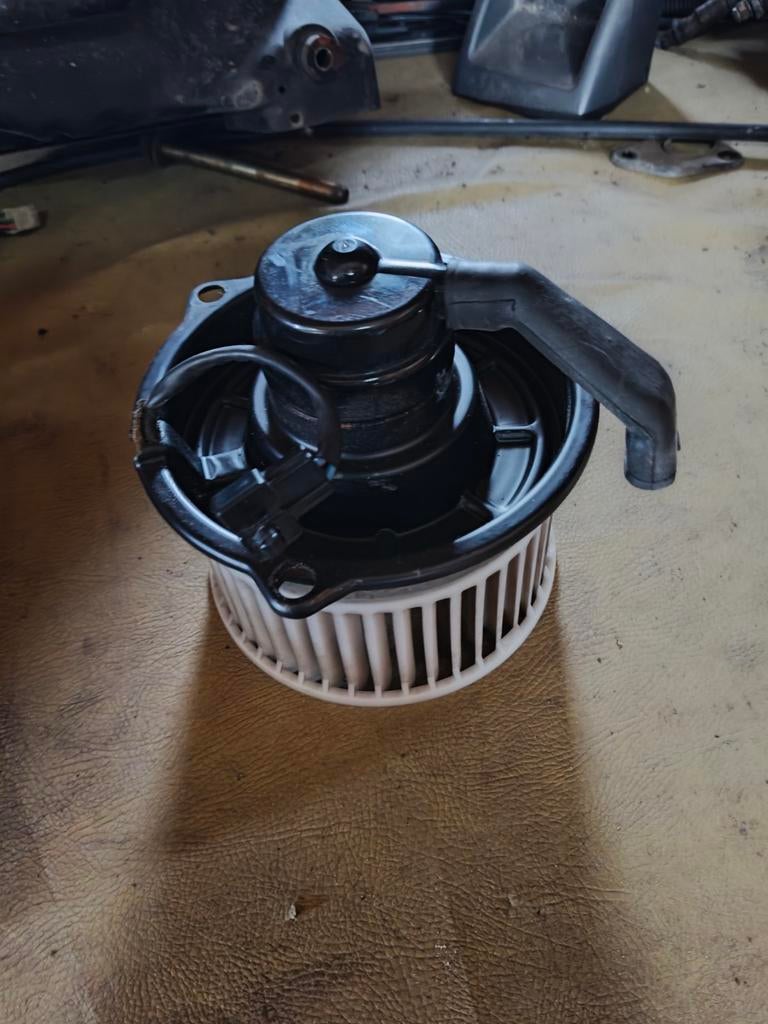 Toyota Starlet P8 onderdelen, Ophalen, Toyota