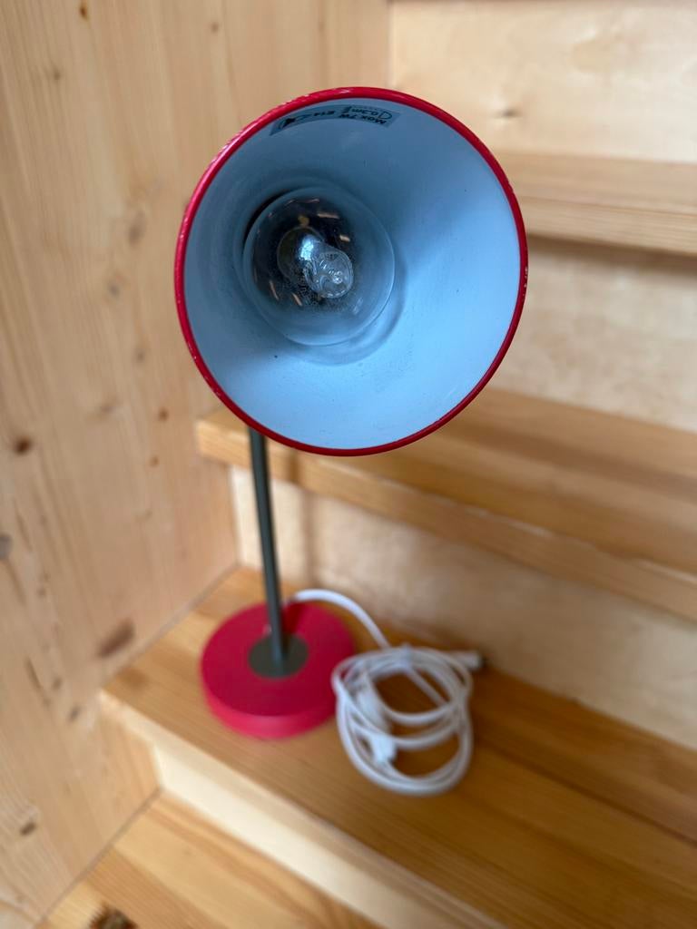 Ikea Kvart bureaulamp, Huis en Inrichting, Lampen | Tafellampen, 50 tot 75 cm, Ophalen of Verzenden, Zo goed als nieuw, Metaal