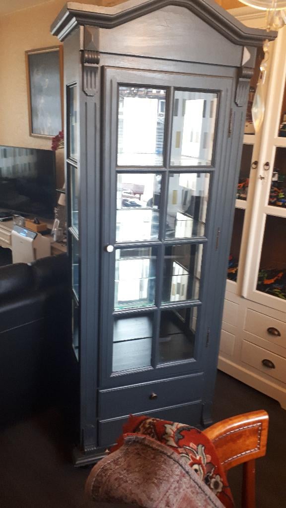 vitrine kast met 2 lades en 3 glazen schappen voor 10 euro, Ophalen, Gebruikt, Met deur(en), 50 tot 100 cm