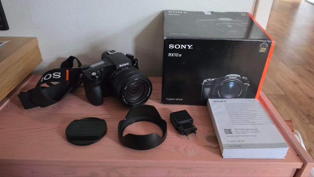 Sony RX10 IV (M4) in nieuwstaat!, Compact, Ophalen of Verzenden, Zo goed als nieuw, Sony