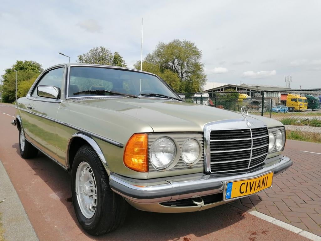 MERCEDES BENZ 230 CE AIRCO, Bedrijf, Te koop