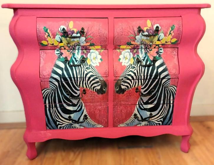 Een unieke rode ladekast (8 lades!) Zebra, eclectisch, Huis en Inrichting, Kasten | Ladekasten, Zo goed als nieuw, Minder dan 100 cm