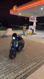 Vespa Sprint 2022, Fietsen en Brommers, Scooters | Vespa, Ophalen, Gebruikt, Overige modellen, Maximaal 45 km/u