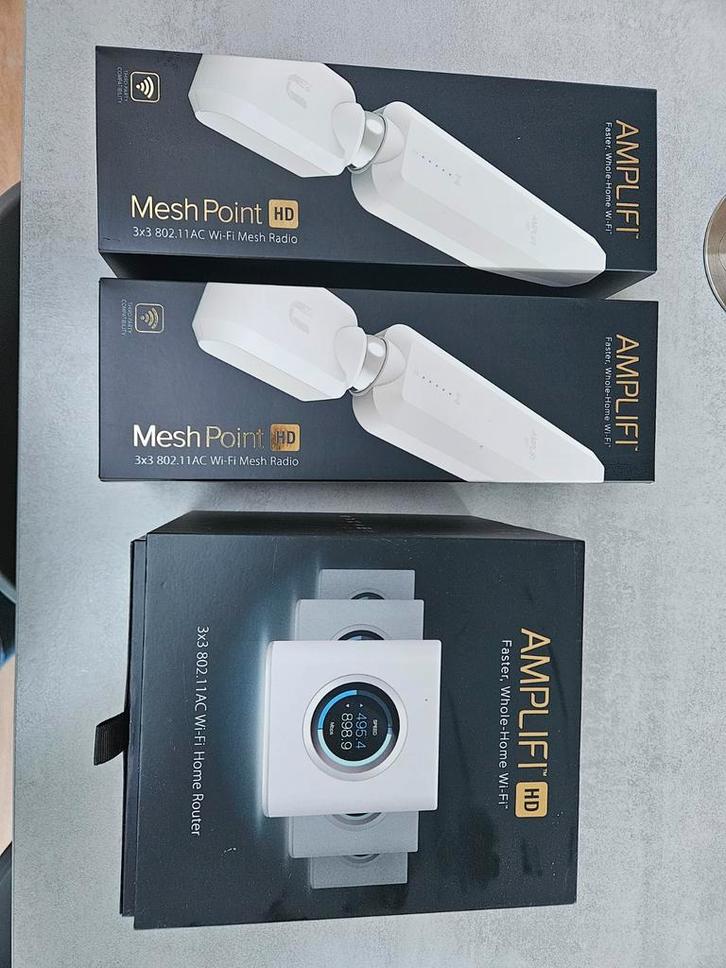 AmpliFi HD Mesh Wi-Fi Systeem (Router + 2 Mesh Points), Computers en Software, Routers en Modems, Zo goed als nieuw, Router, Ophalen