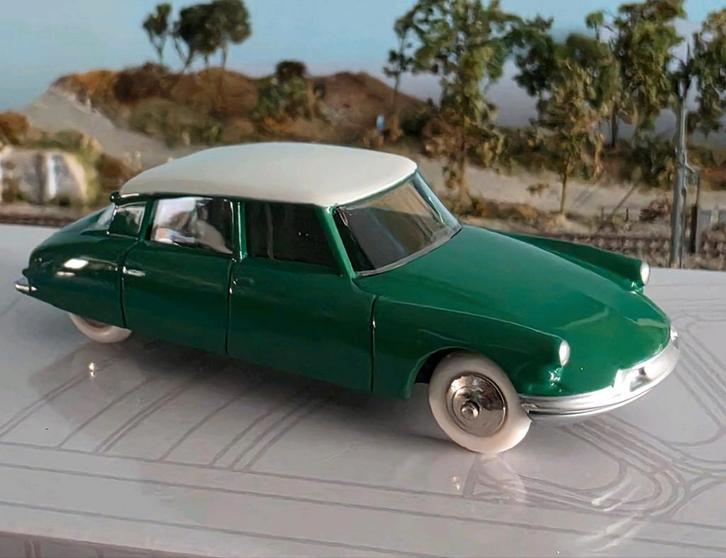 Dinky Toys Citroën DS 19 Modelauto - Nieuw in verpakking, Hobby en Vrije tijd, Modelbouw | Auto's en Voertuigen, Nieuw, Auto, 1:50 of kleiner