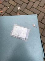 Kluisje, Ophalen of Verzenden