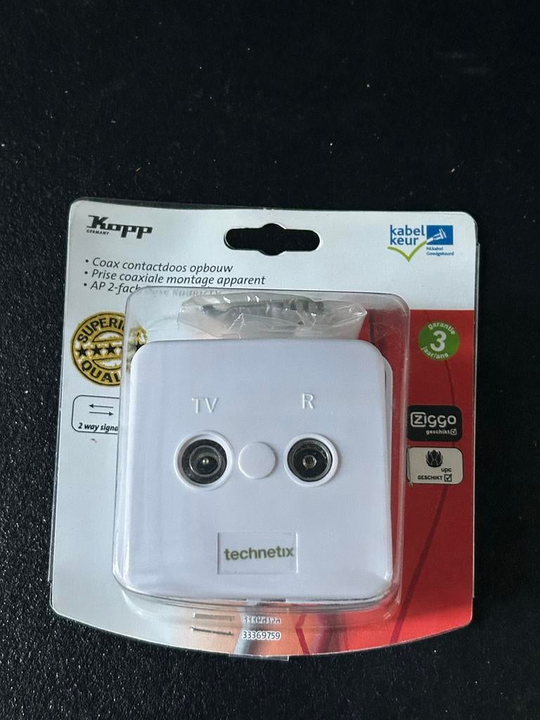 Kopp Technetix Coax Contactdoos Opbouw - Nieuw, Ophalen of Verzenden, Nieuw, Coaxiale kabel