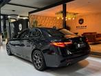 Alfa Romeo Giulia 2.0T Super Garantie Camera Navigatie Cruis, Automaat, Achterwielaandrijving, Zwart, 4 cilinders