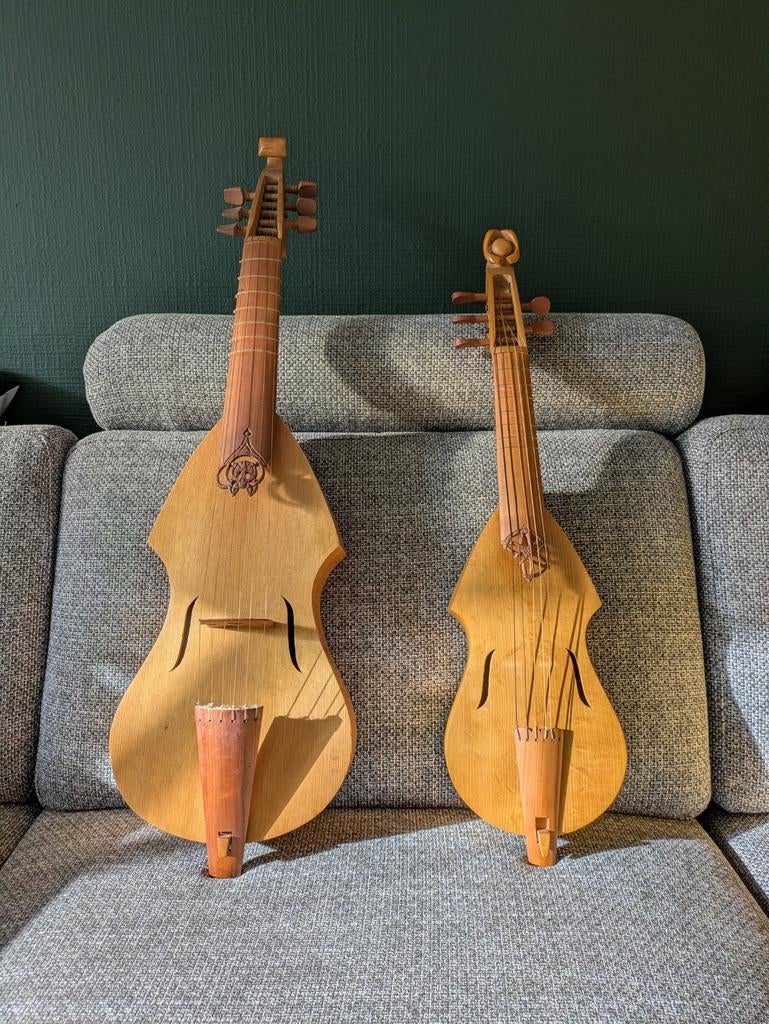 Twee vedels, handgemaakte strijkinstrumenten, Ophalen, Overige formaten