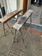 2 Schragen ijzer  60 hoog € 20,00, Doe-het-zelf en Verbouw, Ophalen, Gebruikt, Minder dan 70 cm, Inklapbaar