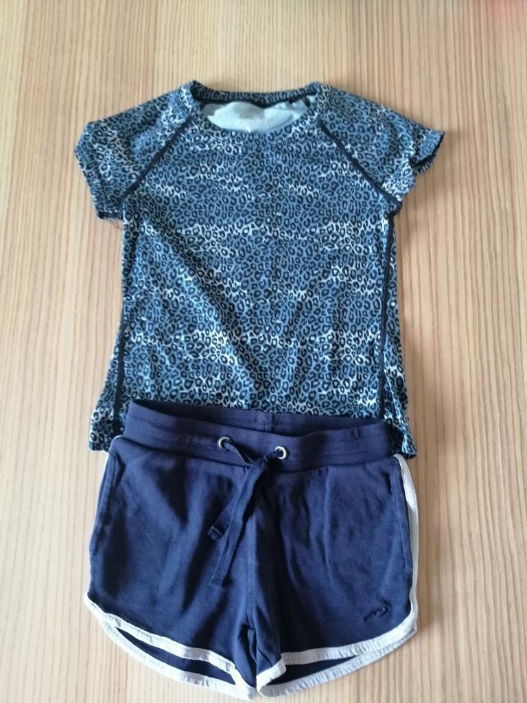 Gymkleding maat 128, Meisje, Sport- of Zwemkleding, Ophalen of Verzenden, Zo goed als nieuw