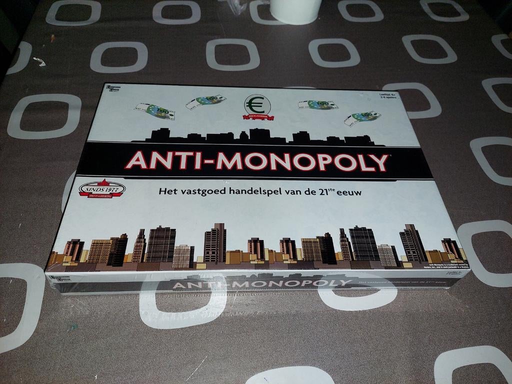 Anti Monopoly. Nieuw In Verpakking., Vijf spelers of meer, Ophalen of Verzenden, Nieuw, .