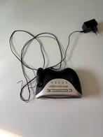 Radio wekker met licht voor op de muur, Ophalen of Verzenden, Gebruikt, Digitaal