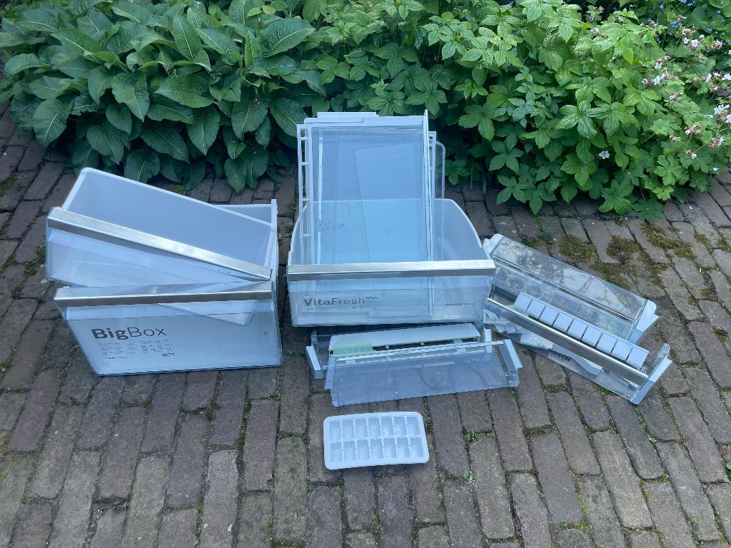 Bosch koelkast laden en schappen, Witgoed en Apparatuur, Onderdelen en Toebehoren, Ophalen, Gebruikt