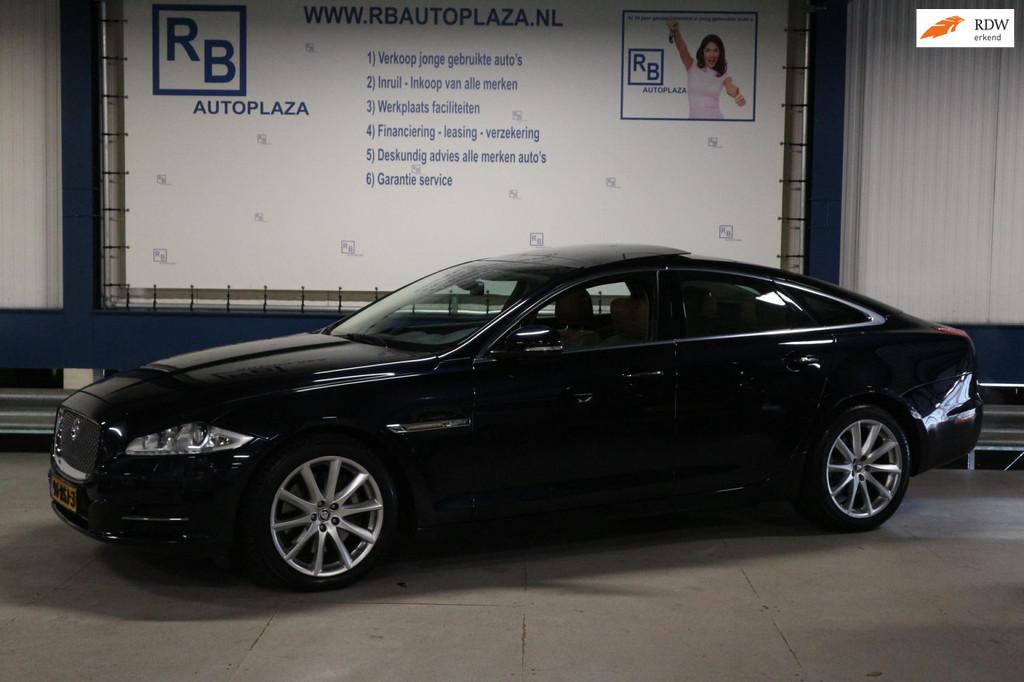 Jaguar XJ 5.0 V8 Portfolio / SWB / ORG NED / NAP / 2e EIG /, Auto's, Jaguar, Automaat, Euro 5, Achterwielaandrijving, Blauw