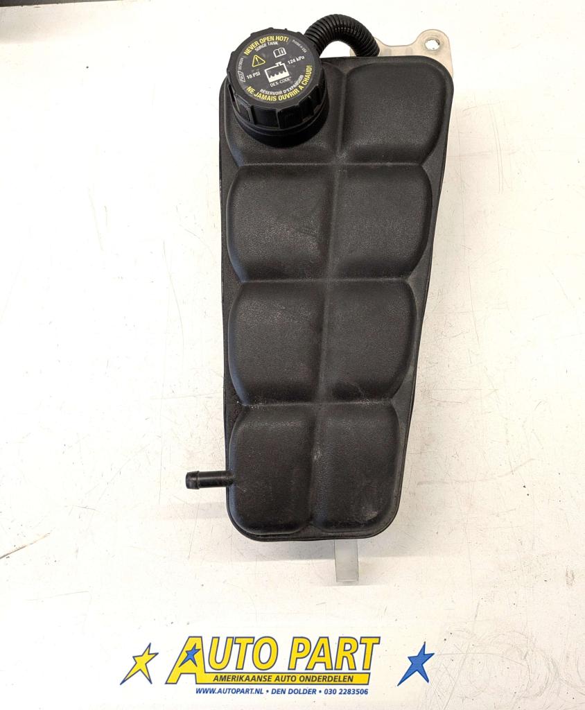 Chevrolet Corvette C6 expansie tank 2005-2013, Gebruikt, Info@gm.com, Chevrolet, Ophalen of Verzenden