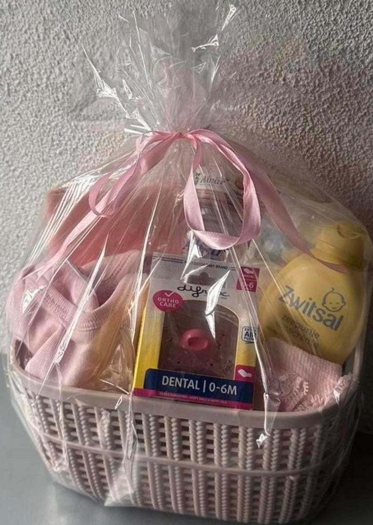 Kraamcadeau voor een meisje, Kinderen en Baby's, Kraamcadeaus en Geboorteborden, Ophalen, Zo goed als nieuw, Kraamcadeau