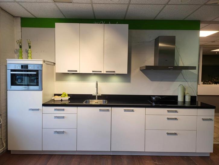 Supermooie Siematic keuken 3.60m granieten blad, Huis en Inrichting, Keuken | Complete keukens, Wit, Graniet of Steen, Ophalen