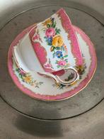 Engels porselein kop en schotel van Crown Staffordshire, Ophalen of Verzenden