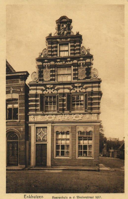 Enkhuizen - Heerenhuis a.d. Westerstraat 1617 - gelopen, Ophalen of Verzenden, Voor 1920, Gelopen, Noord-Holland