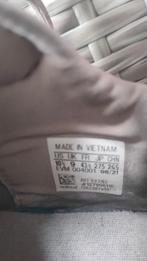 Adidas ozweego 42 schoenen, Adidas, Zwart, Ophalen of Verzenden, Sneakers of Gympen
