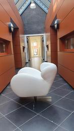 Witte Lederen Design Stoelen (2 stuks), Ophalen, Gebruikt, 75 tot 100 cm, Metaal