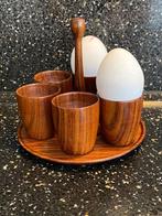 Deens design eierstel in teakhout in de olie . 60’s, Verzamelen, Retro, Ophalen of Verzenden, Huis en Inrichting