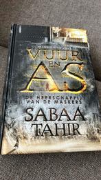 Sabaa Tahir - De heerschappij van de maskers vuur en as, Boeken, Ophalen of Verzenden, Zo goed als nieuw, Sabaa Tahir