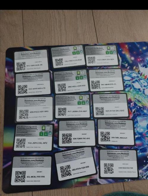 GEZOCHT pokemon redeem kaarten., Hobby en Vrije tijd, Verzamelkaartspellen | Pokémon, Nieuw, Overige typen, Verzenden