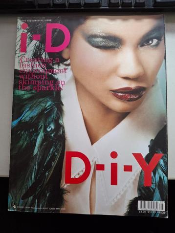 i-D Magazine May 2009 No. 299: Chanel Iman beschikbaar voor biedingen