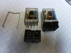 Relais 24Volt /4 x om Zettler incl. voet !, Ophalen, Nieuw