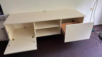 Wandmeubel / TV meubel - Wit beschikbaar voor biedingen