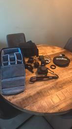 Canon EOS 2000D met toebehoren, Audio, Tv en Foto, Fotocamera's Digitaal, Ophalen of Verzenden, Zo goed als nieuw, Canon