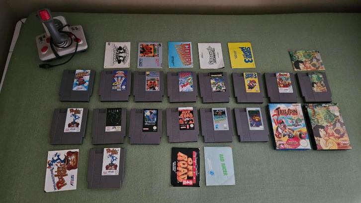 15 Nintendo NES games + Joystick + Gamecase, Spelcomputers en Games, Games | Nintendo NES, Gebruikt, 1 speler, Vanaf 3 jaar, Ophalen of Verzenden
