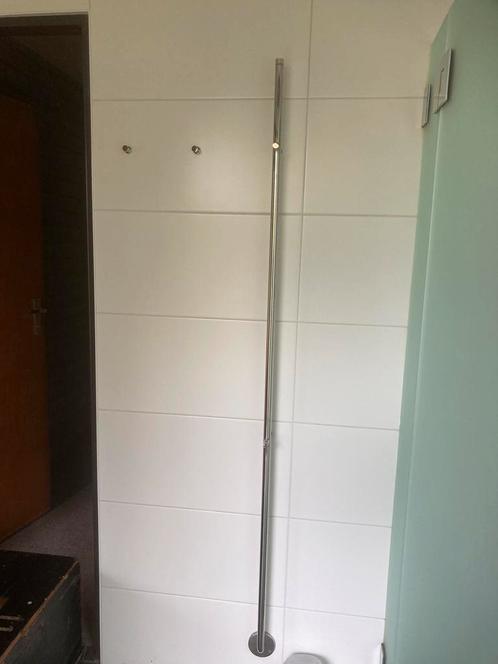 Electrische handdoekwarmer, Huis en Inrichting, Badkamer | Badkamermeubels, Zo goed als nieuw, Overige typen, 150 tot 200 cm, Ophalen